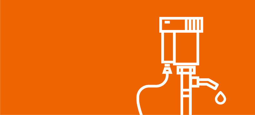 Pumpen mit orangem Hintergrund